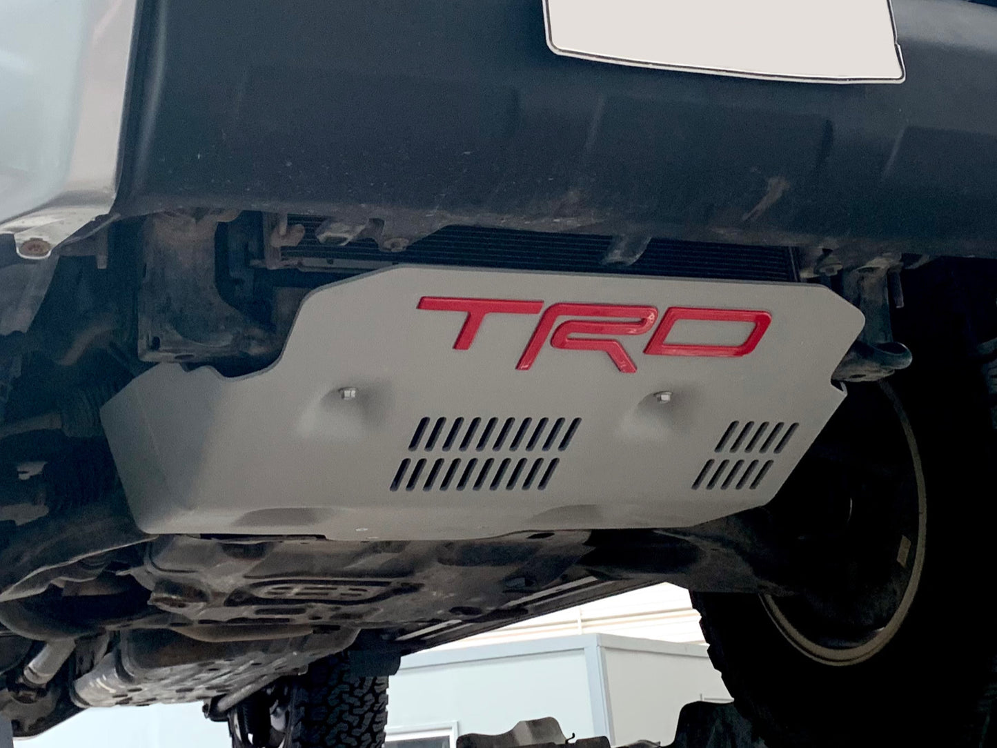 Skidplate Gris Tipo TRD Toyota 4Runner 2014-2023