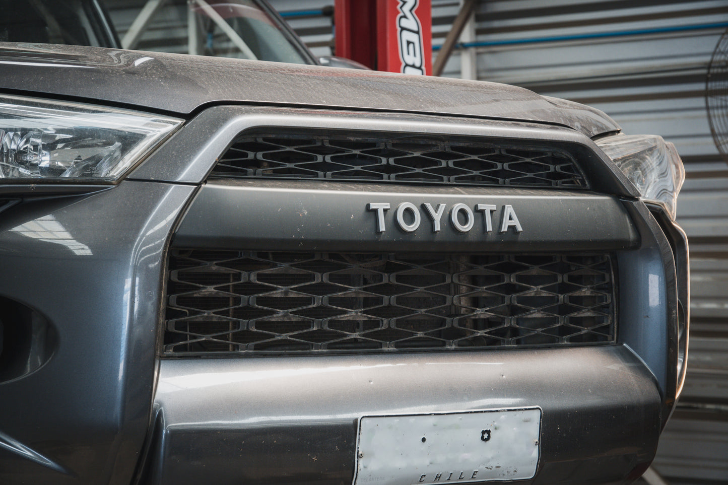 Máscara Tipo TRD para Toyota 4Runner 5ta Generación