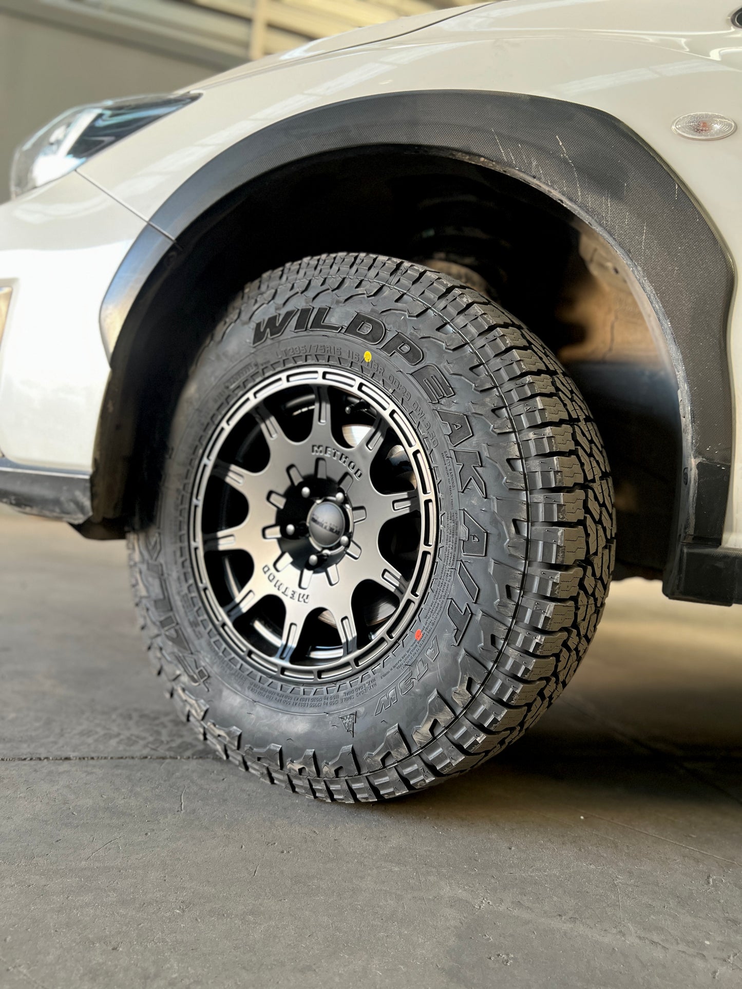 Method 502 Rally Matte Black 5x100 r15