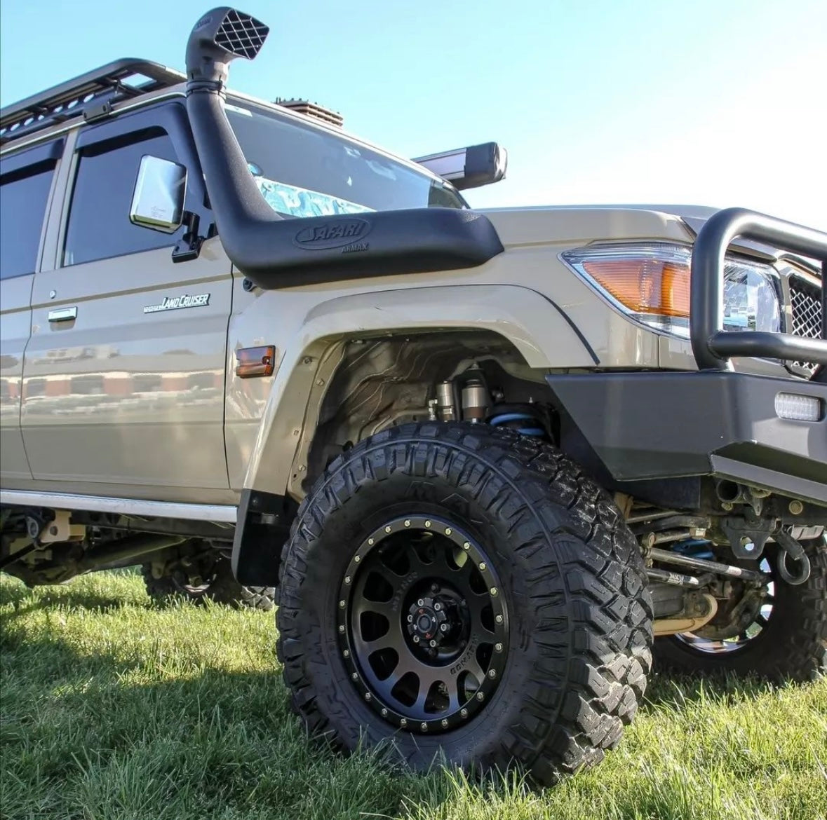 Method 305 Matte Black 6x139.7 r18