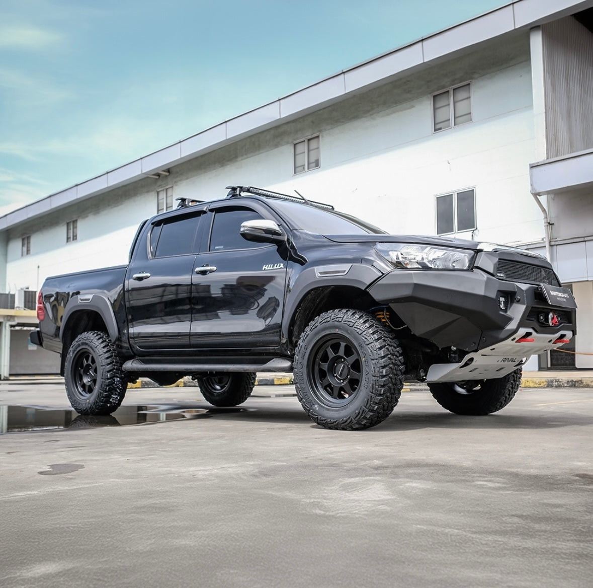 Method 701 Matte Black 6x139.7 r17