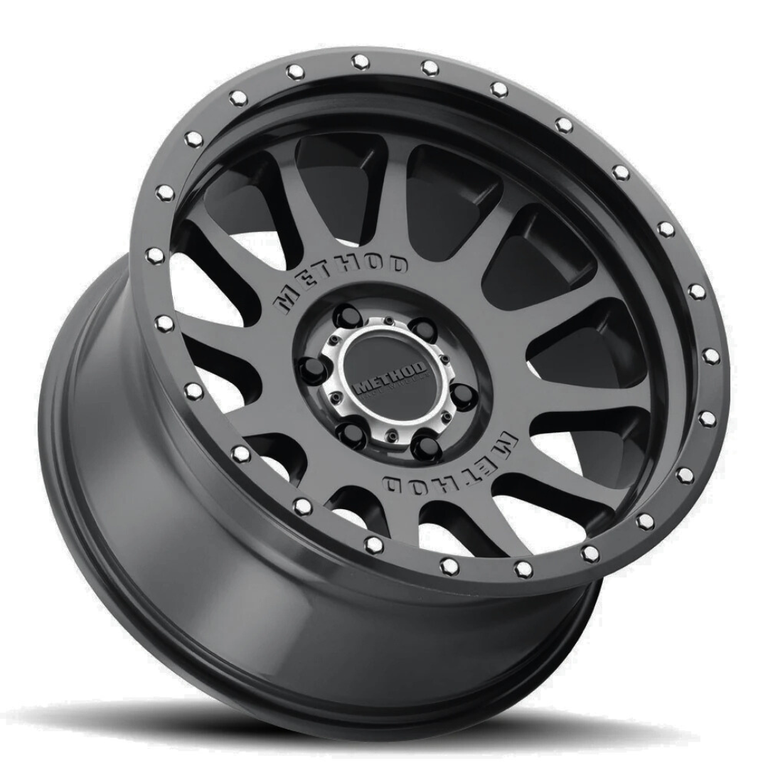 Method 605 Matte Black 6x135 r20