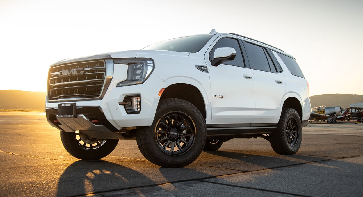 Method 323 Gloss Black 6x139.7 R17