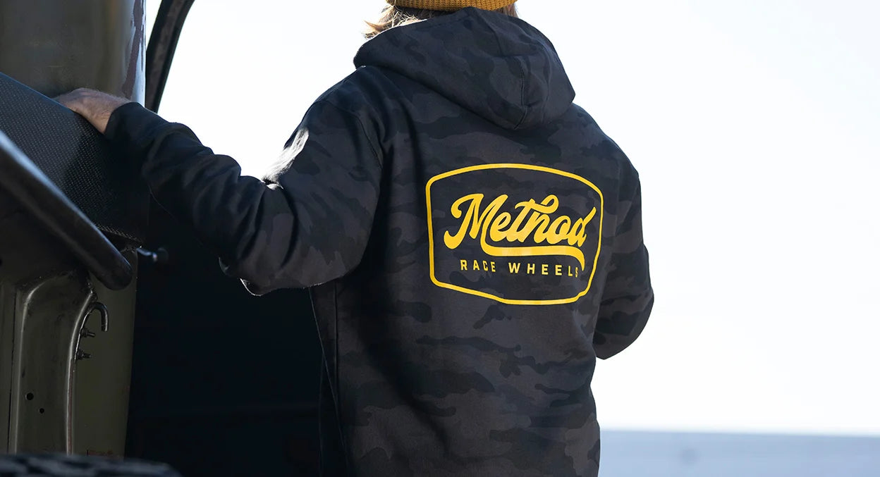 Poleron Method Camo Script Badge Pullover Hoodie