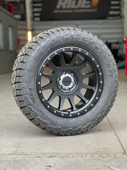 Method 605 Matte Black 6x135 r20