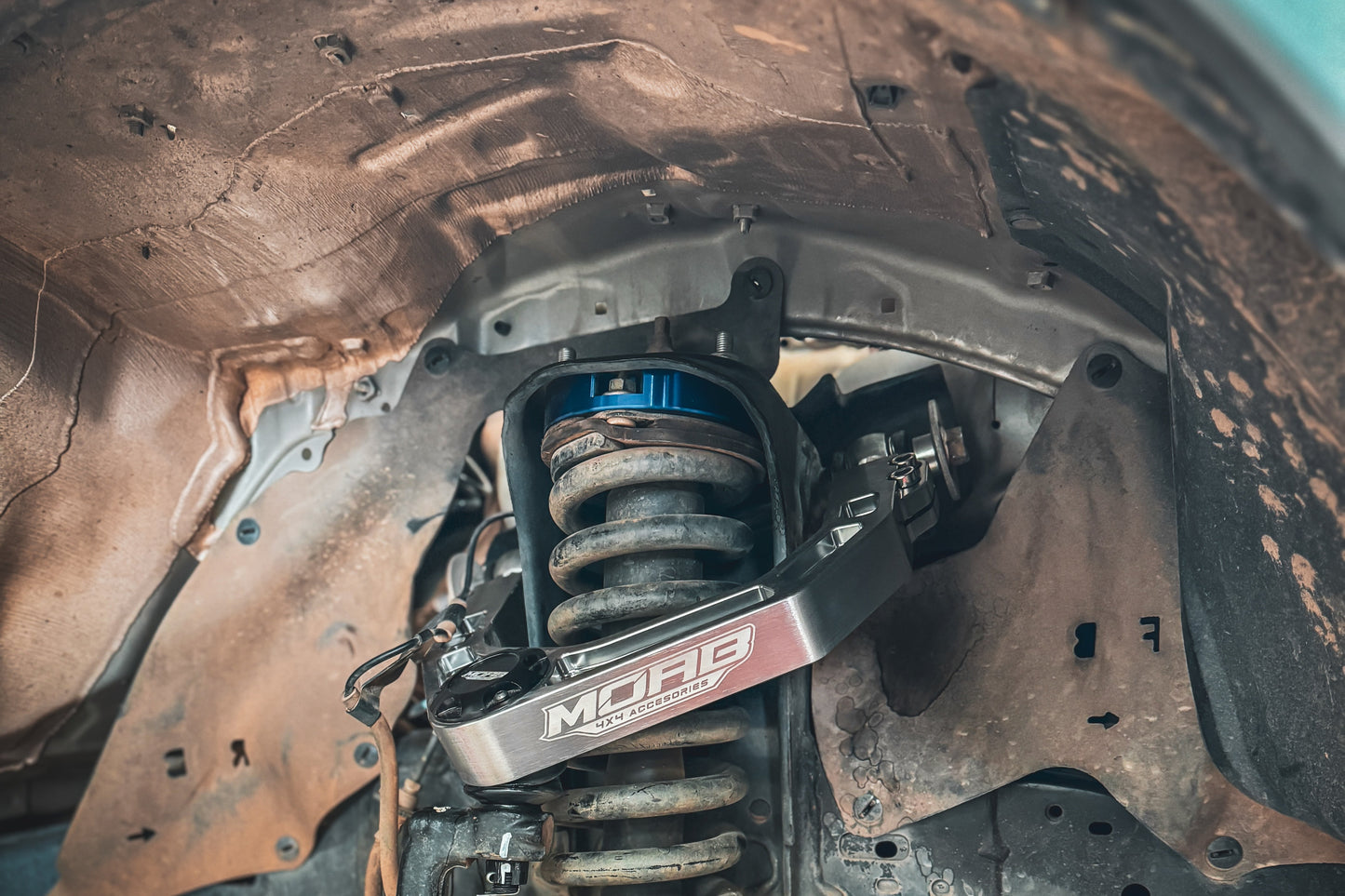 Bandejas supeiores Aluminio MOAB Toyota 2005-2022