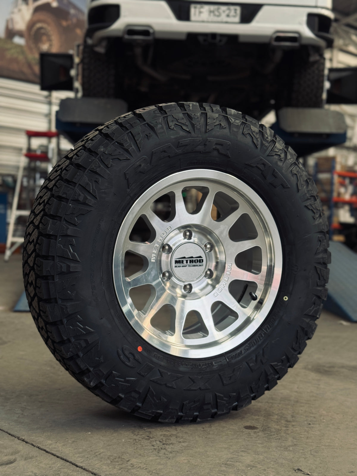 Method 703 Machined  17x9 6x139.7