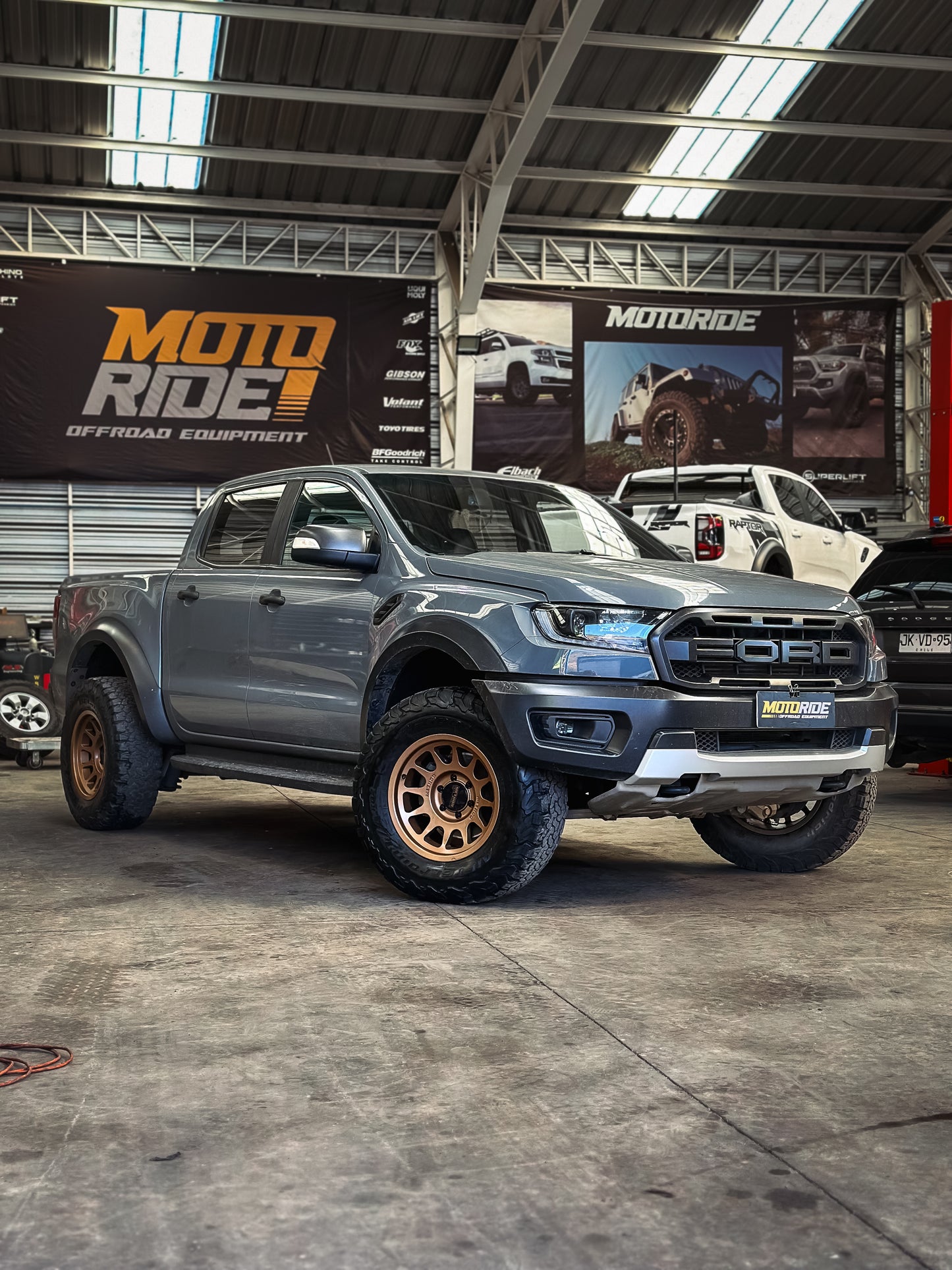 Method 703 Bronze 6x139.7 r17