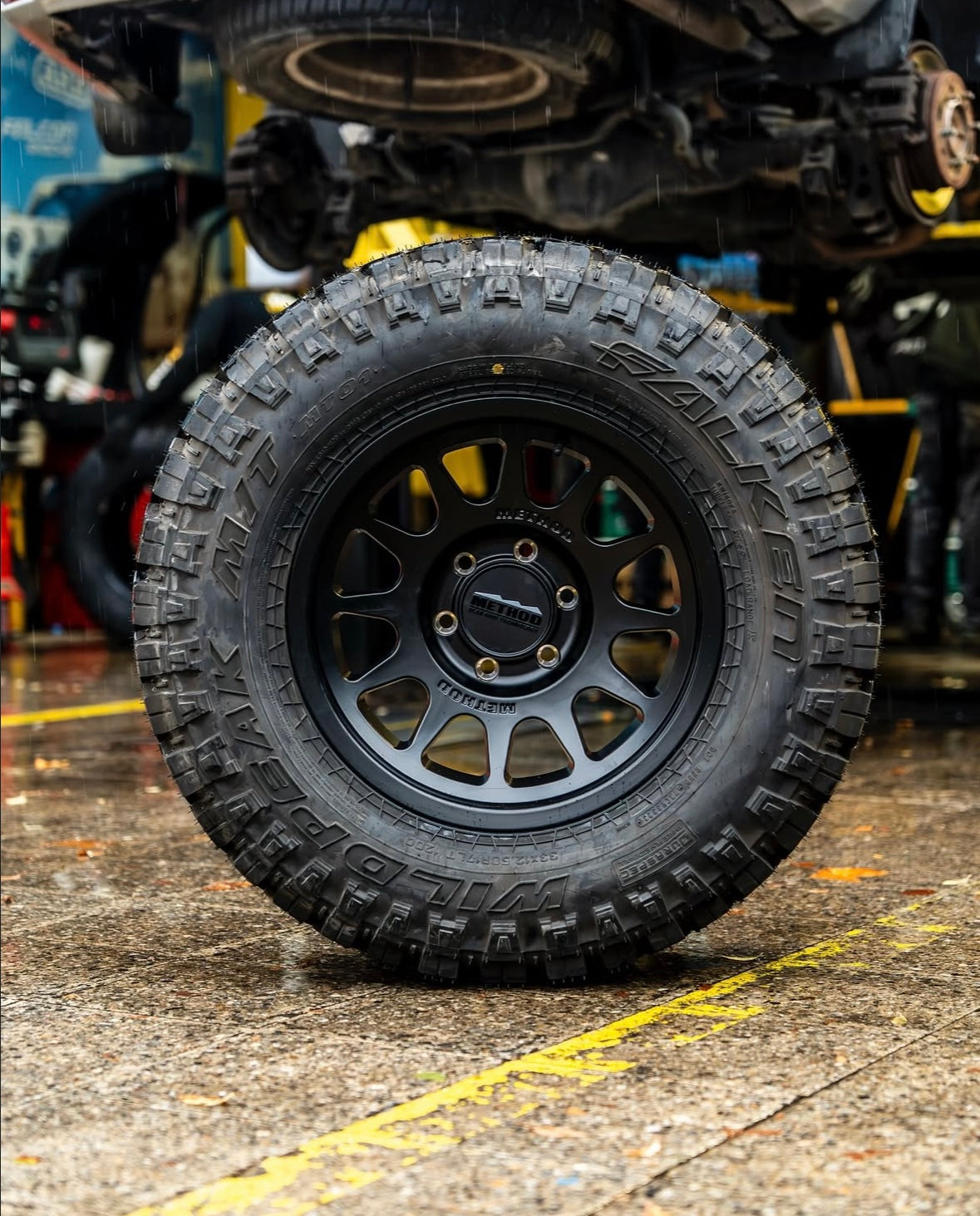 Method 703 Matte Black 6x139.7 r17