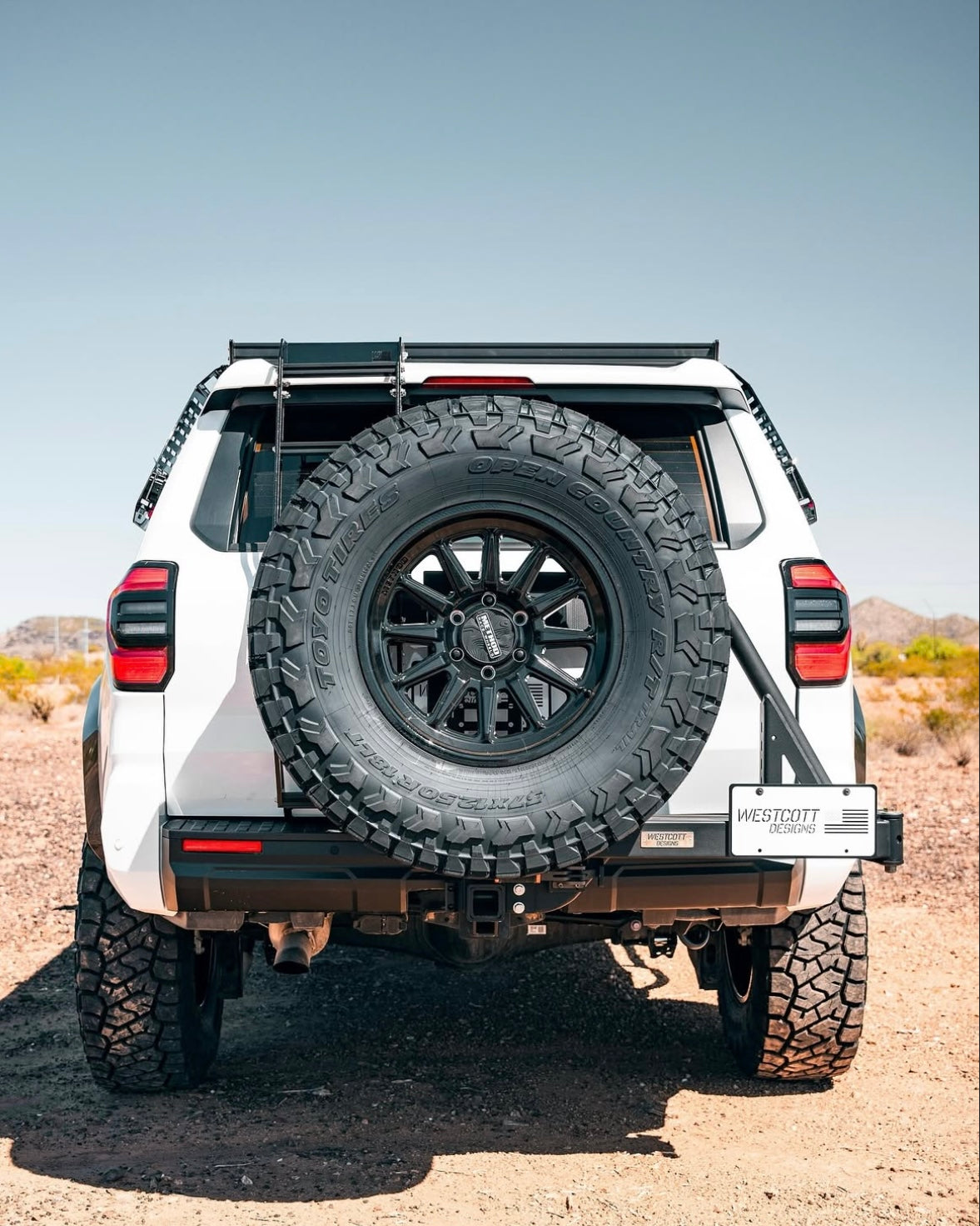 Method 323 Gloss Black 6x139.7 R17