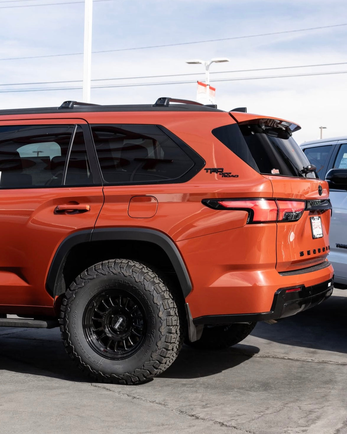 Method 318 Gloss Black 6x139 R17