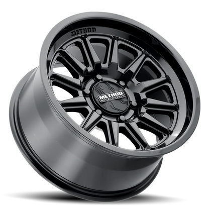 Method 323 Gloss Black 6x139.7 R17