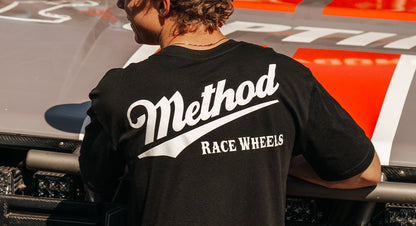 Polera Negra Method Pub