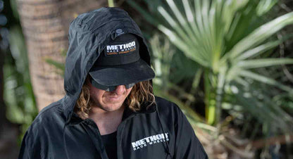 Cortaviento Method Brand Logo