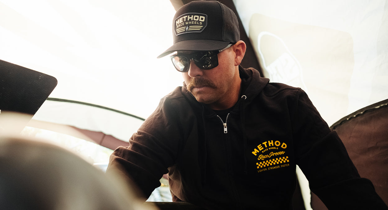 Poleron Negro Method Race Shop Zip-Up Hoodie