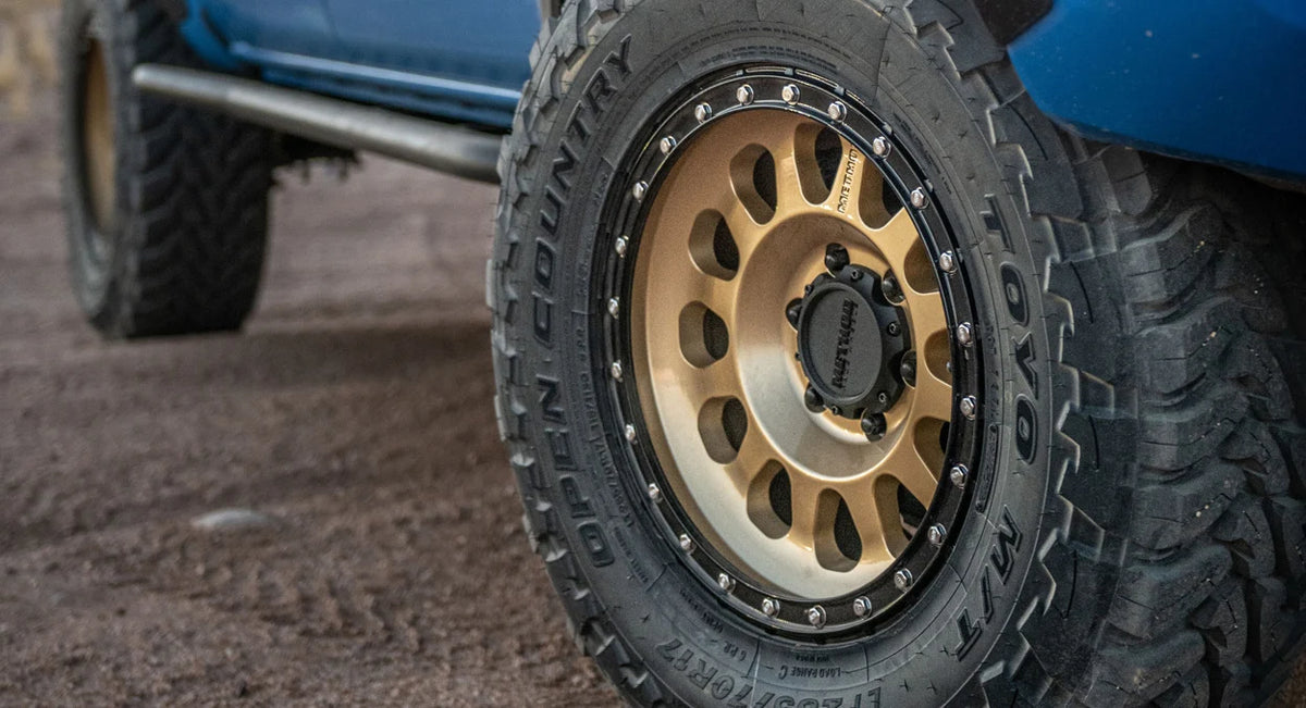Method 315 Gold & Black Lip 17x8.5 6x139